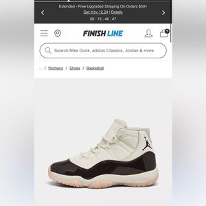 Jordan 11 big Kids sz 3 White and dark brown